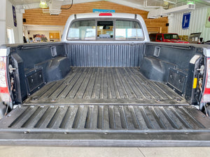 2009 Toyota Tacoma Reg Cab 4WD Manual