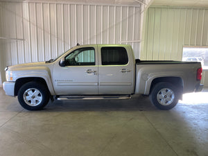 2009 Chevrolet Silverado Crew Cab 4WD LT