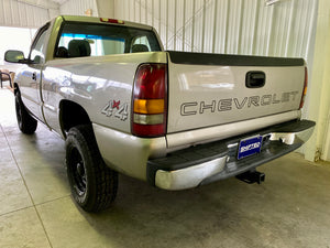 2000 Chevrolet Silverado 1500 V8 4WD Manual Transmission