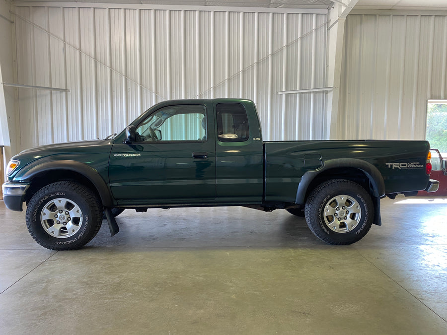 2004 Toyota Tacoma Ex Cab 4WD TRD