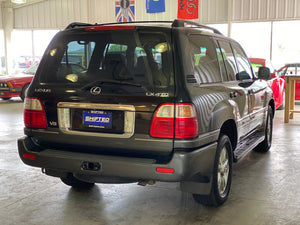 2004 Lexus LX 470