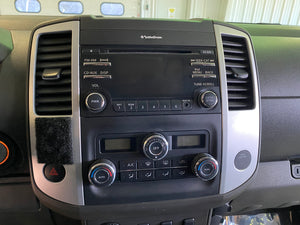 2013 Nissan Frontier PRO-4X 6-Speed Manual