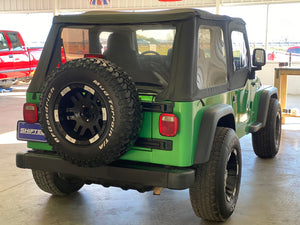 2005 Jeep Wrangler X 4.0L Manual