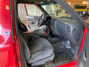 2000 Chevrolet S-10 4X4 Manual